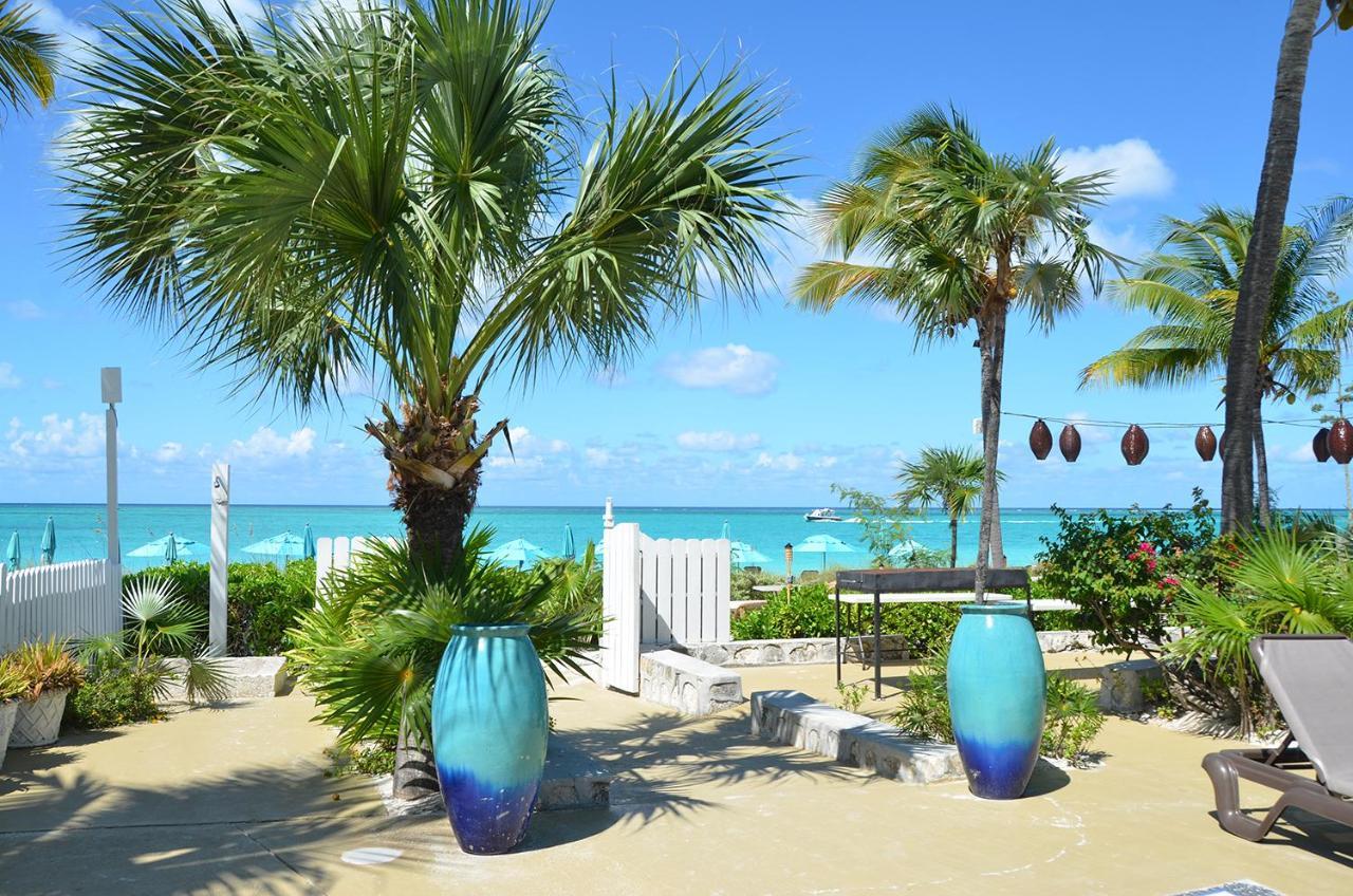 Sibonne Beach Hotel เกรซเบย์ ภายนอก รูปภาพ