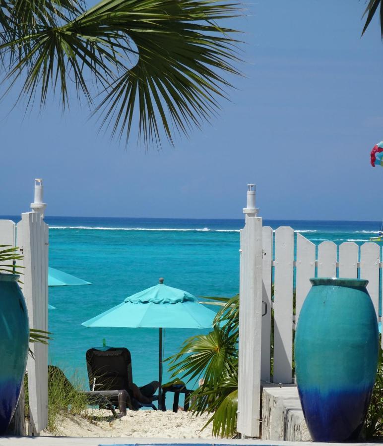 Sibonne Beach Hotel เกรซเบย์ ภายนอก รูปภาพ