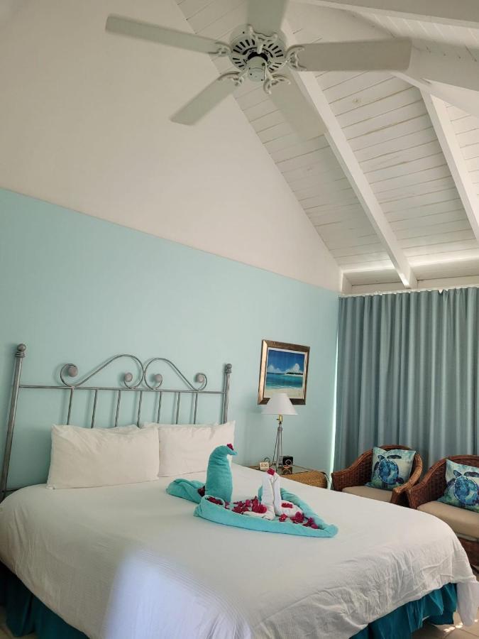 Sibonne Beach Hotel เกรซเบย์ ภายนอก รูปภาพ