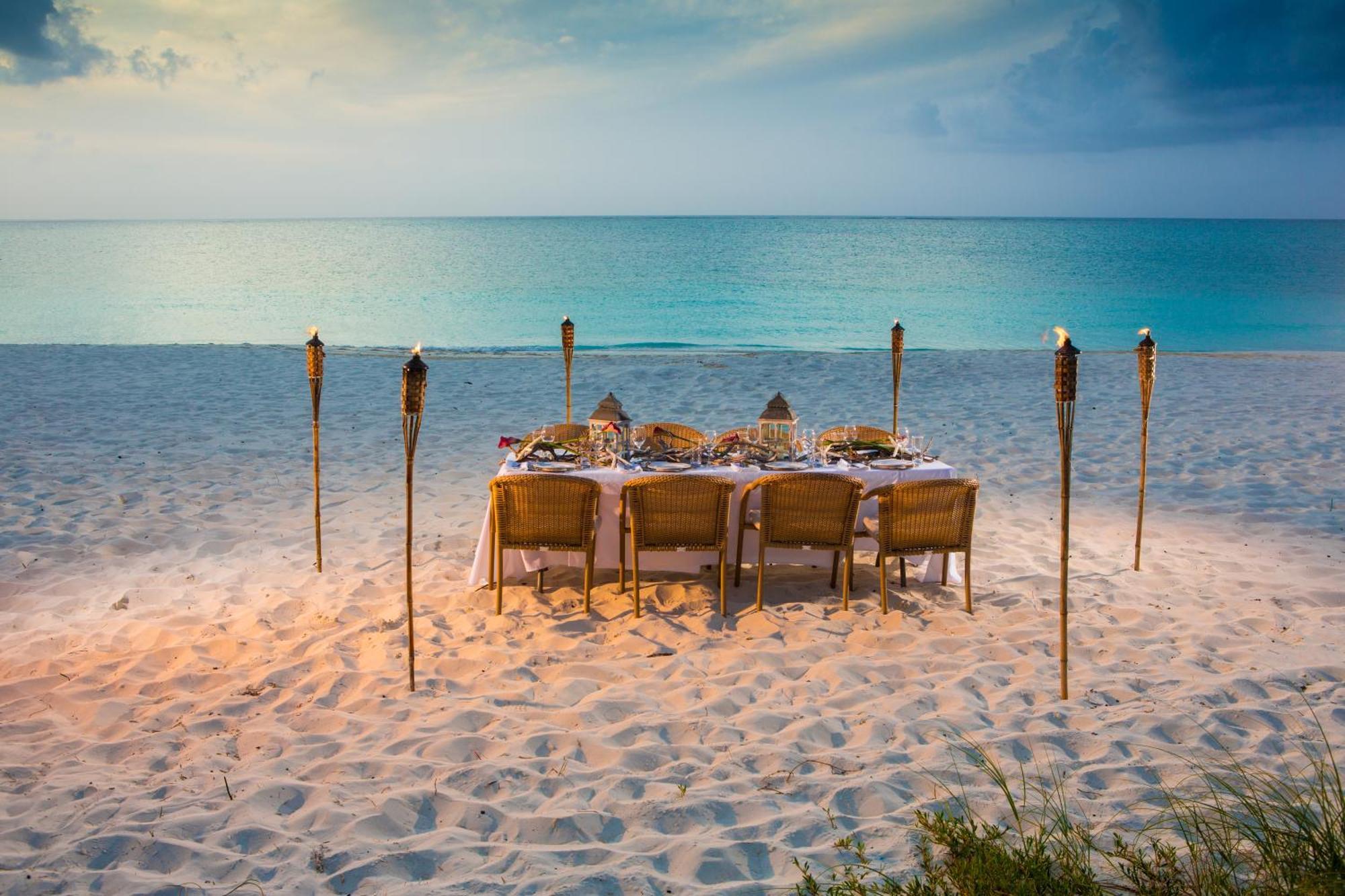 Sibonne Beach Hotel เกรซเบย์ ภายนอก รูปภาพ