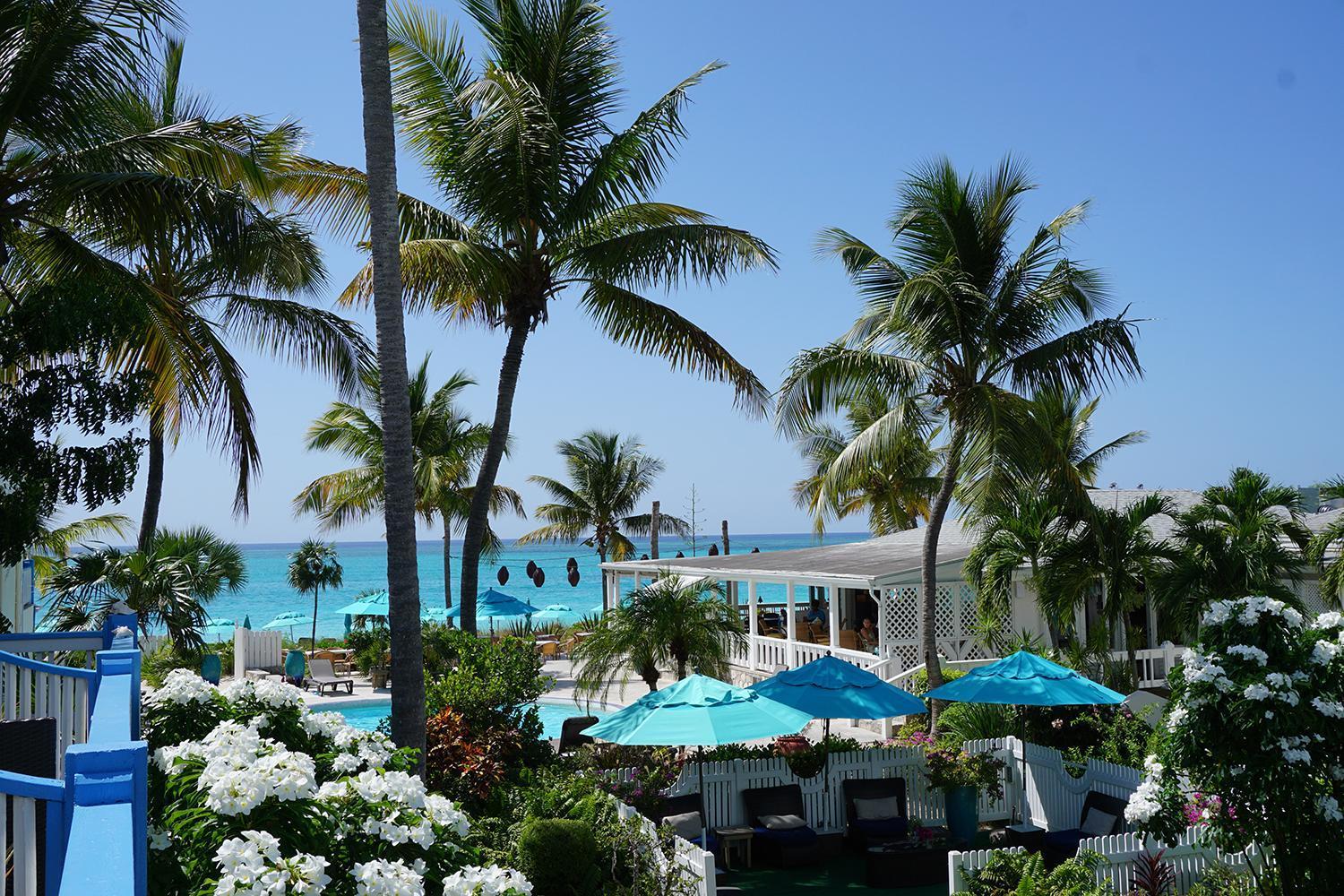 Sibonne Beach Hotel เกรซเบย์ ภายนอก รูปภาพ